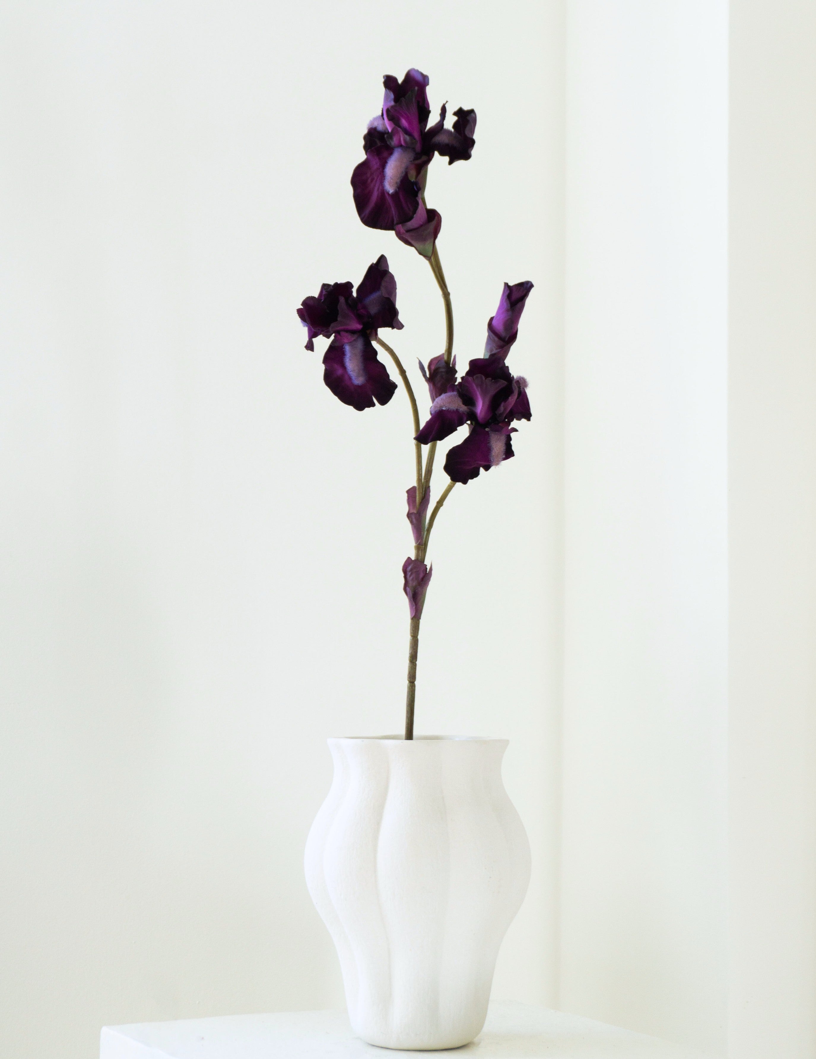 Kunstblume Iris Violett