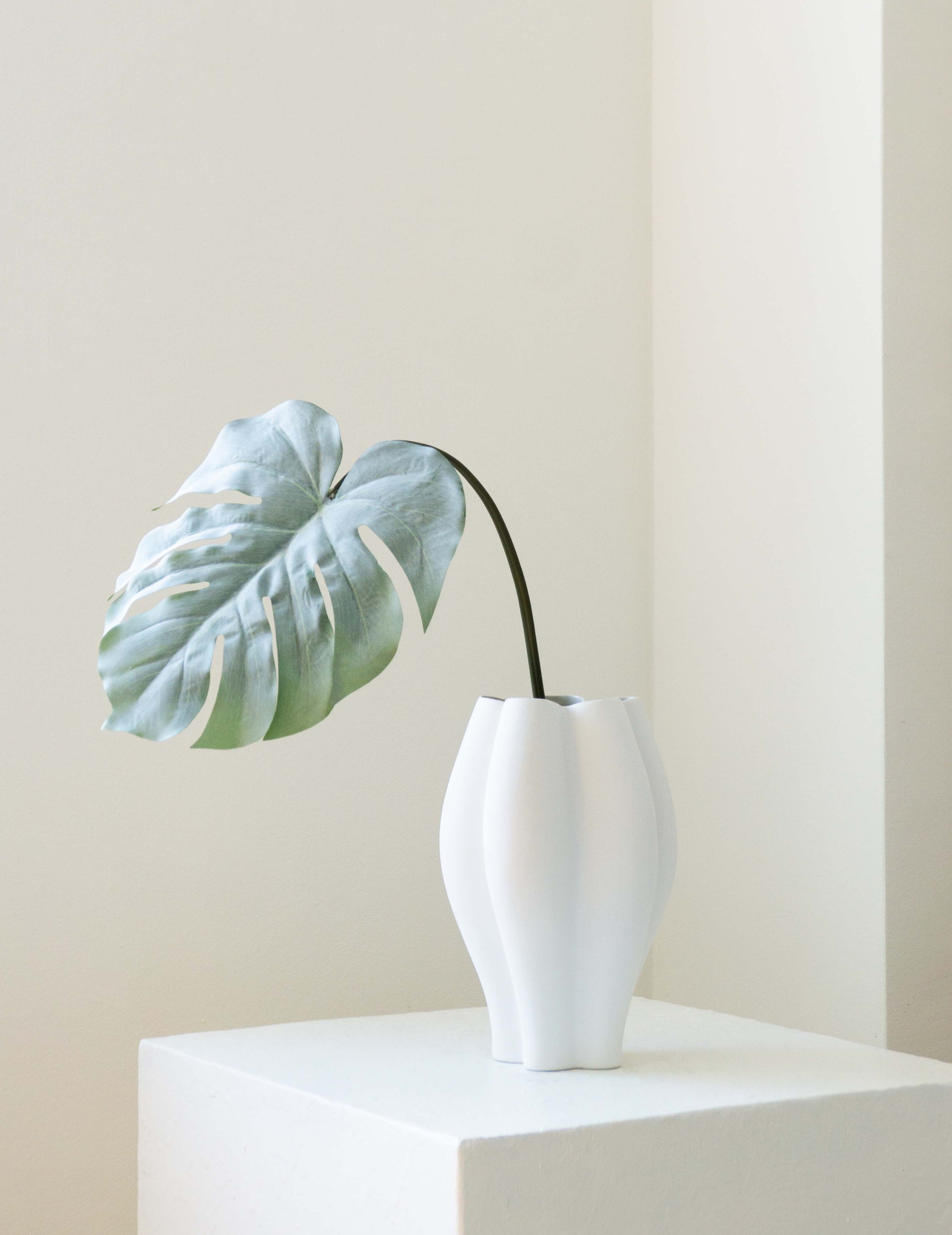 Kunstblume Splitphiloblatt Silbergrün