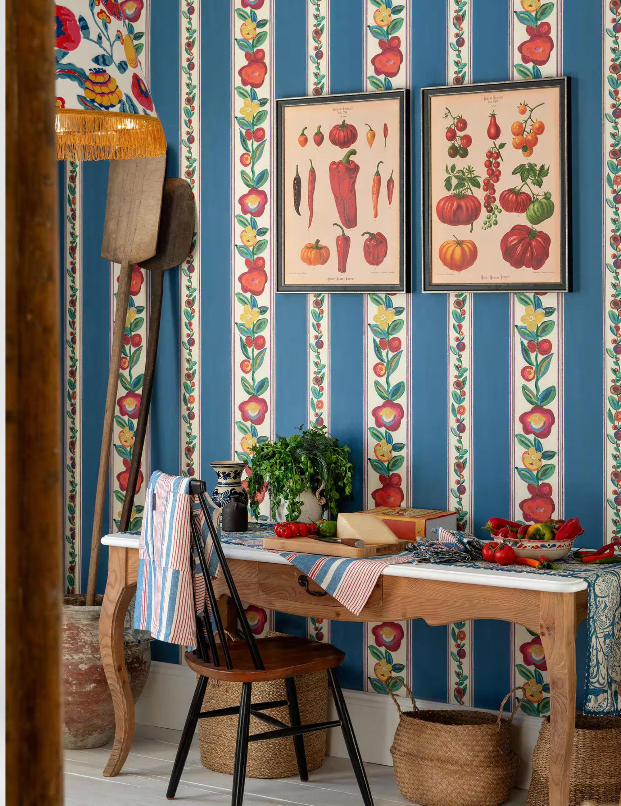 Wandtapete Dainty Flower Azure