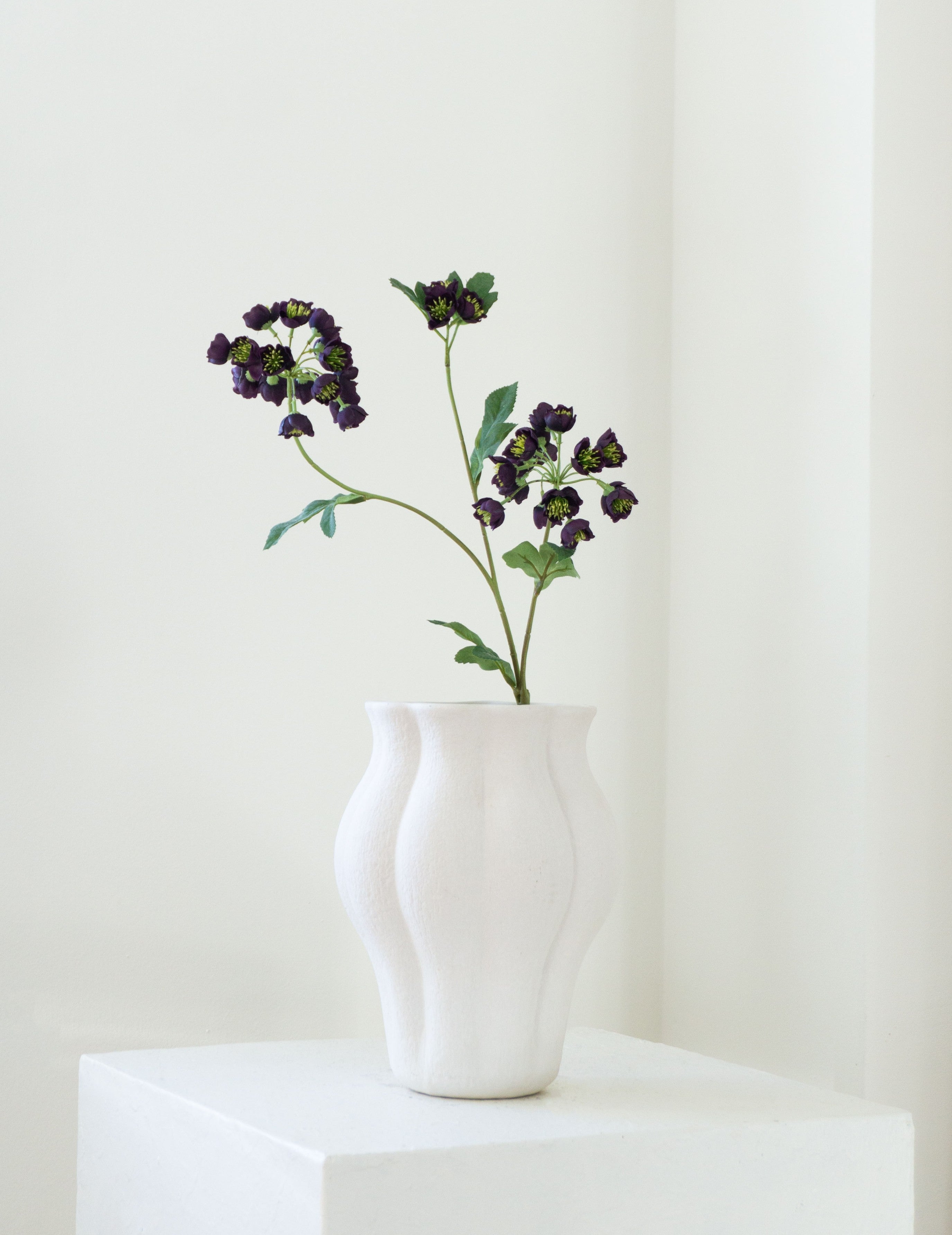 Kunstblume Helleborus Burgund