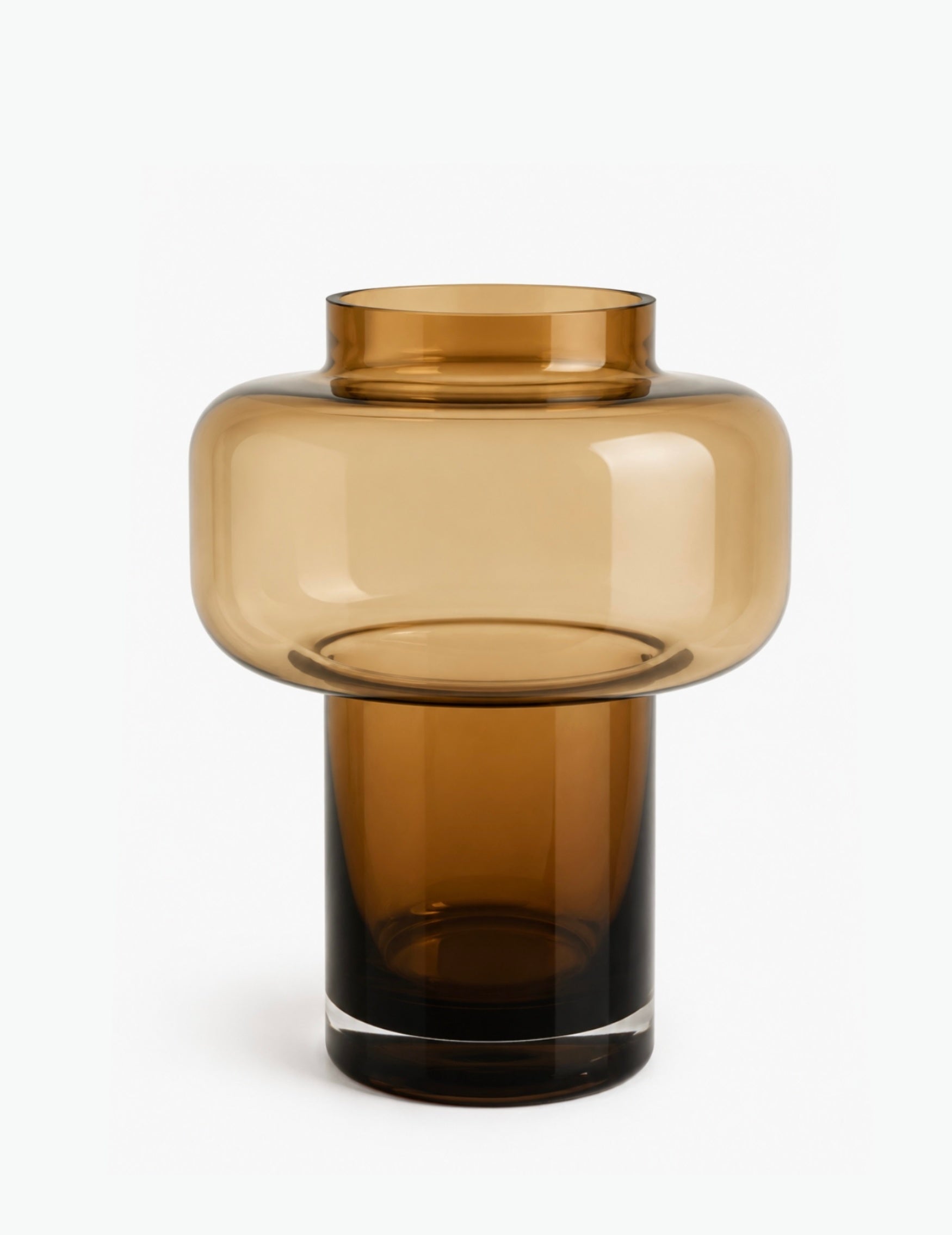 Bernsteinfarbene Glasvase mit skulpturaler Silhouette